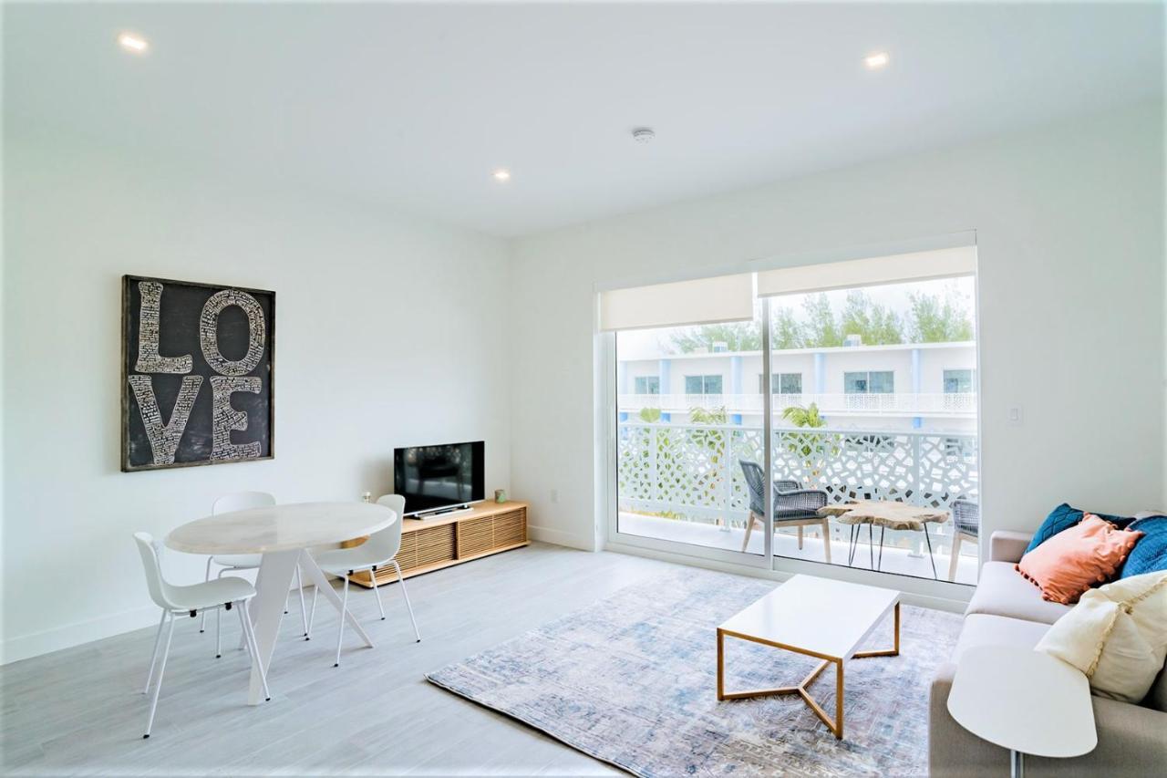 Cayman Luxury Rentals At The Grove West Bay Exterior foto