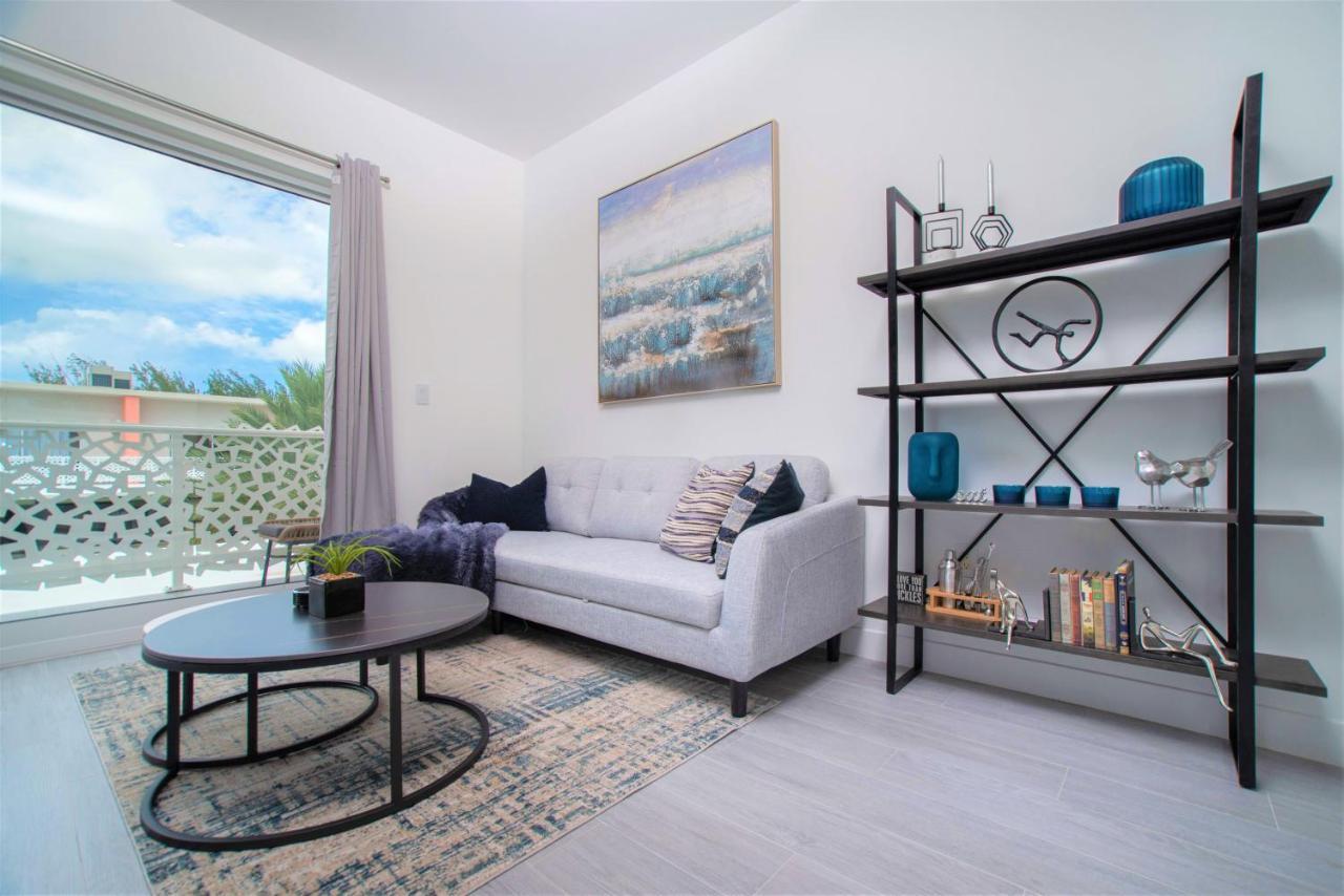 Cayman Luxury Rentals At The Grove West Bay Exterior foto