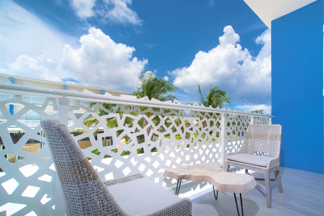 Cayman Luxury Rentals At The Grove West Bay Exterior foto