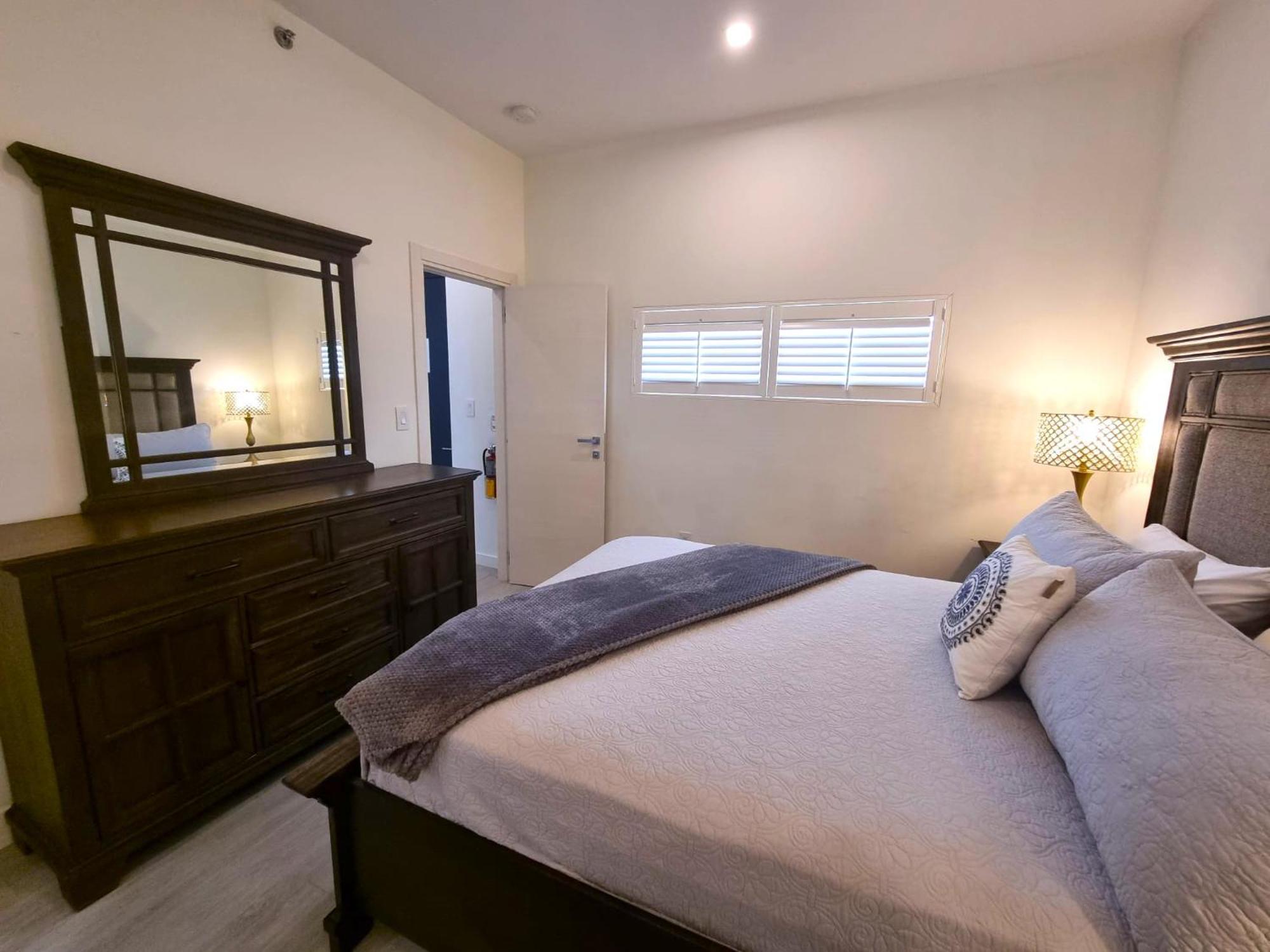 Cayman Luxury Rentals At The Grove West Bay Exterior foto